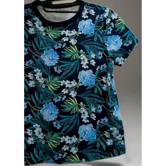 Old Navy Women’s Small Blue Floral Tropical Hawaiian Print Cotton Tee EUC - Picture 3 of 6